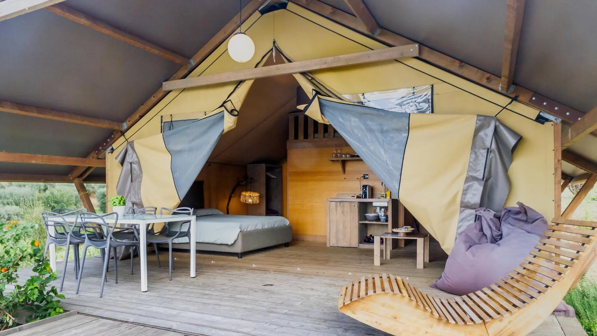 Hotel Glamping Grancia Grosseto 0*,  Italien